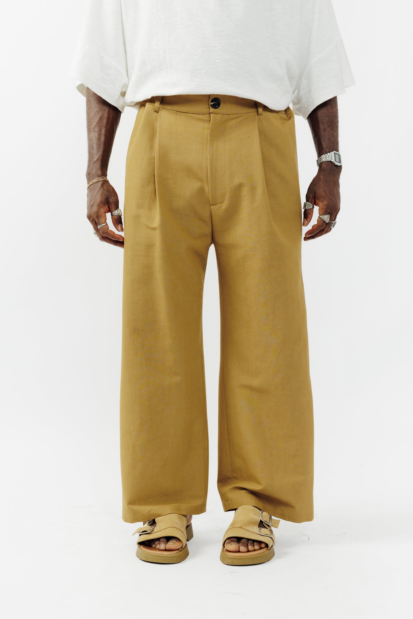 Pantalon droit sable en crêpe de coton et laine