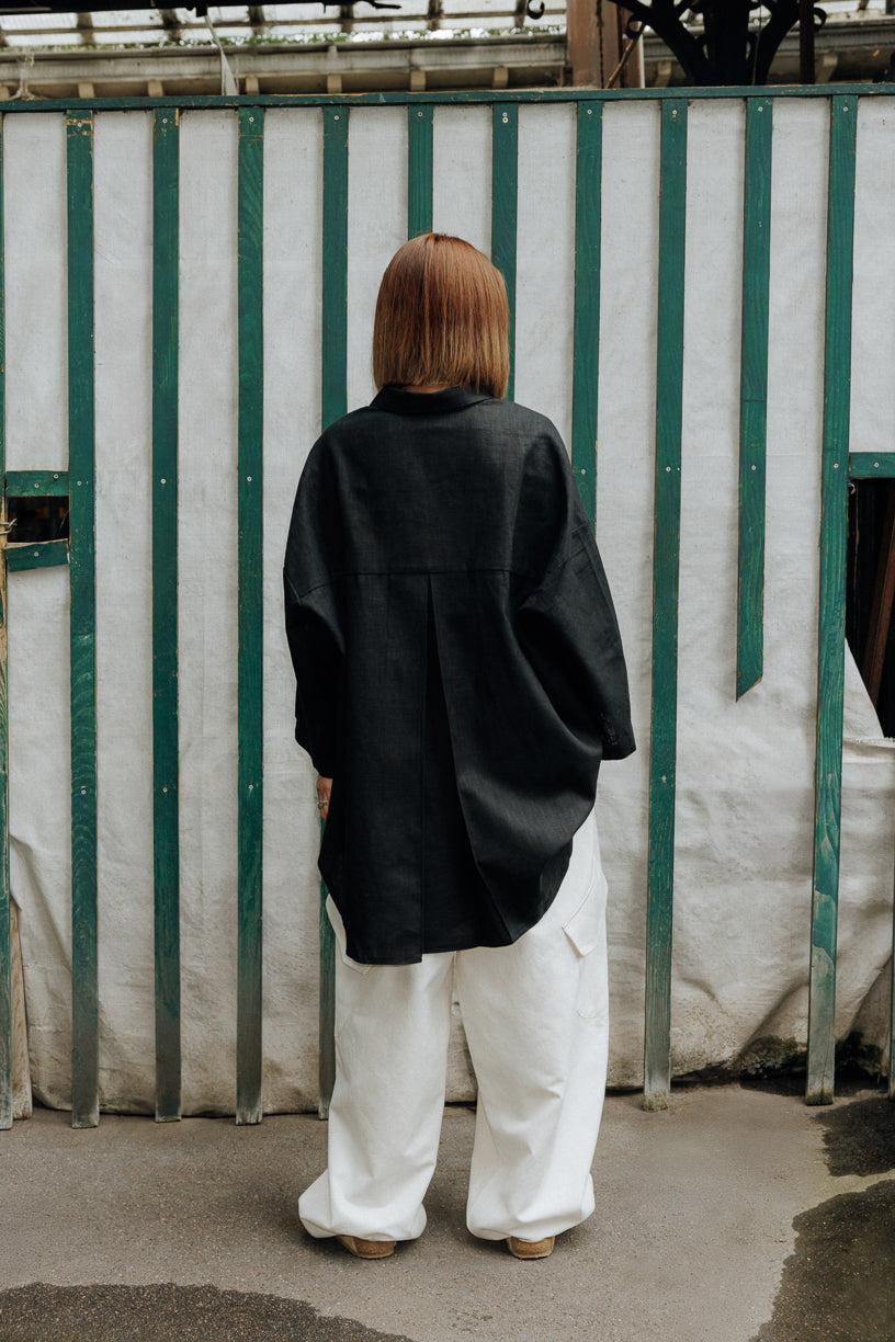 Double embroidery shirt with white silk thread