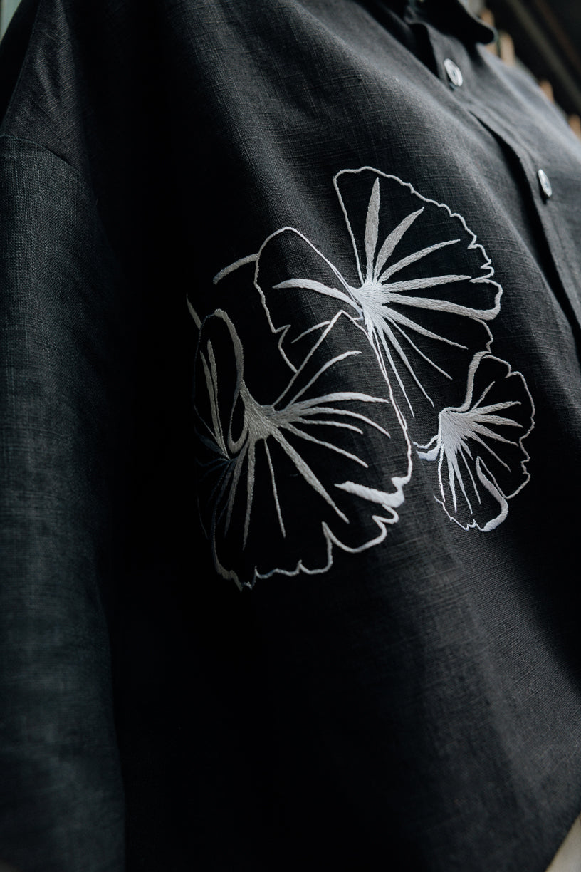 Double embroidery shirt with white silk thread