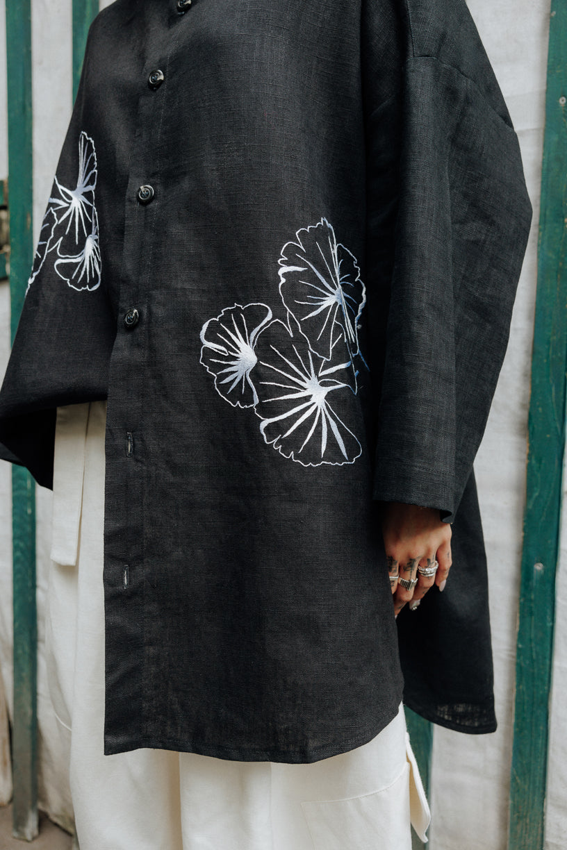 Double embroidery shirt with white silk thread
