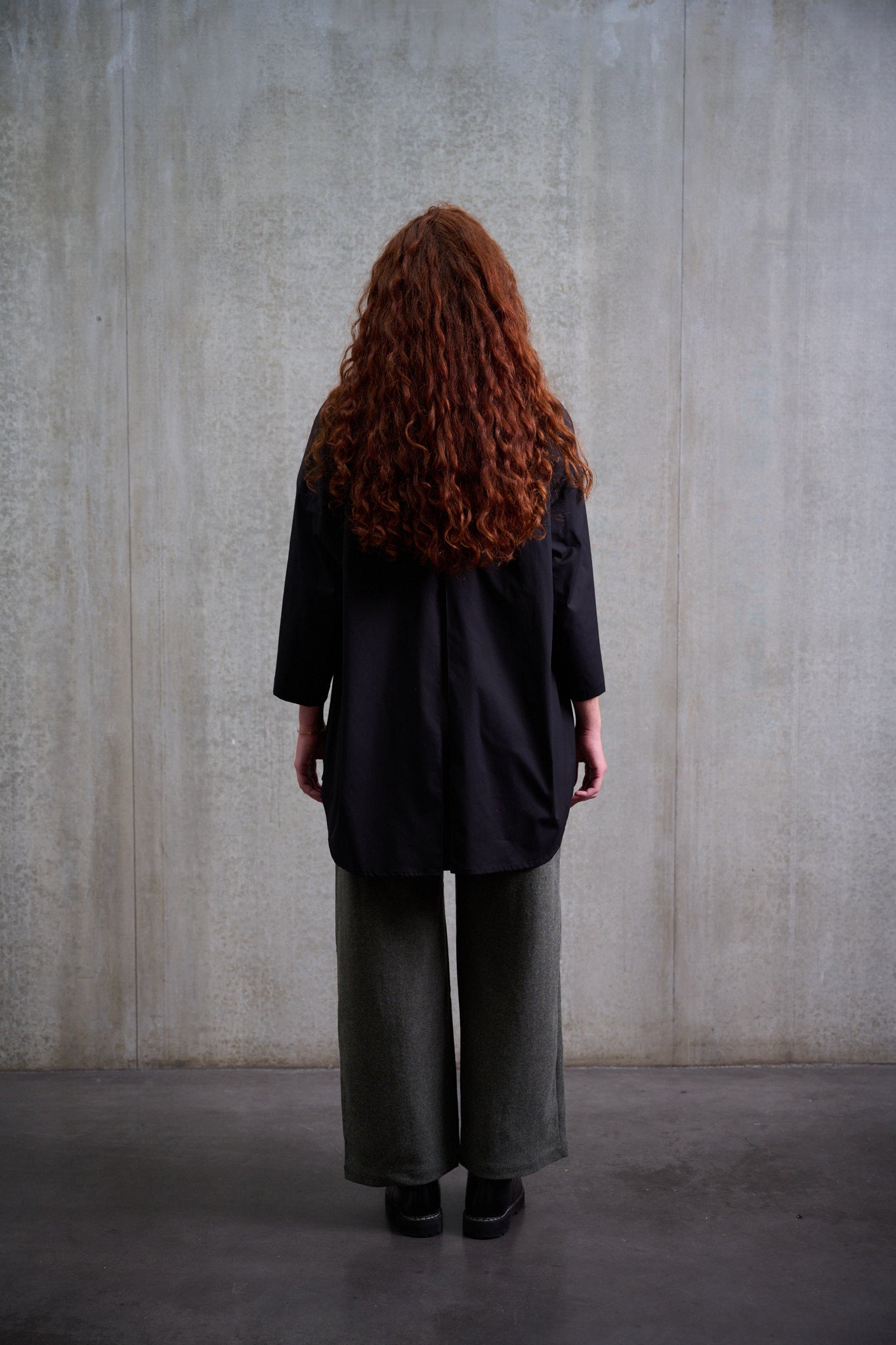 Chemise MARUI noire en popeline