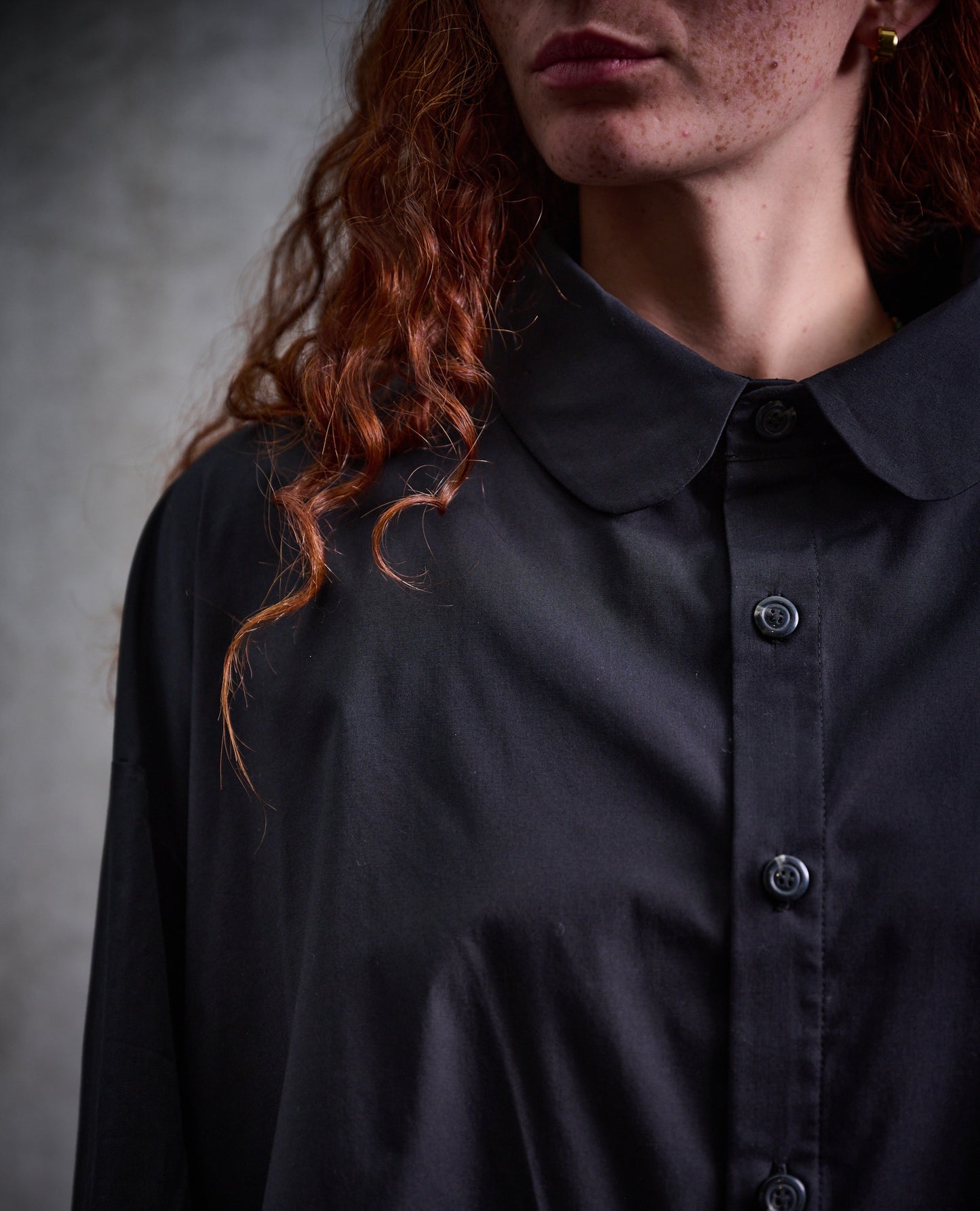 Chemise MARUI noire en popeline