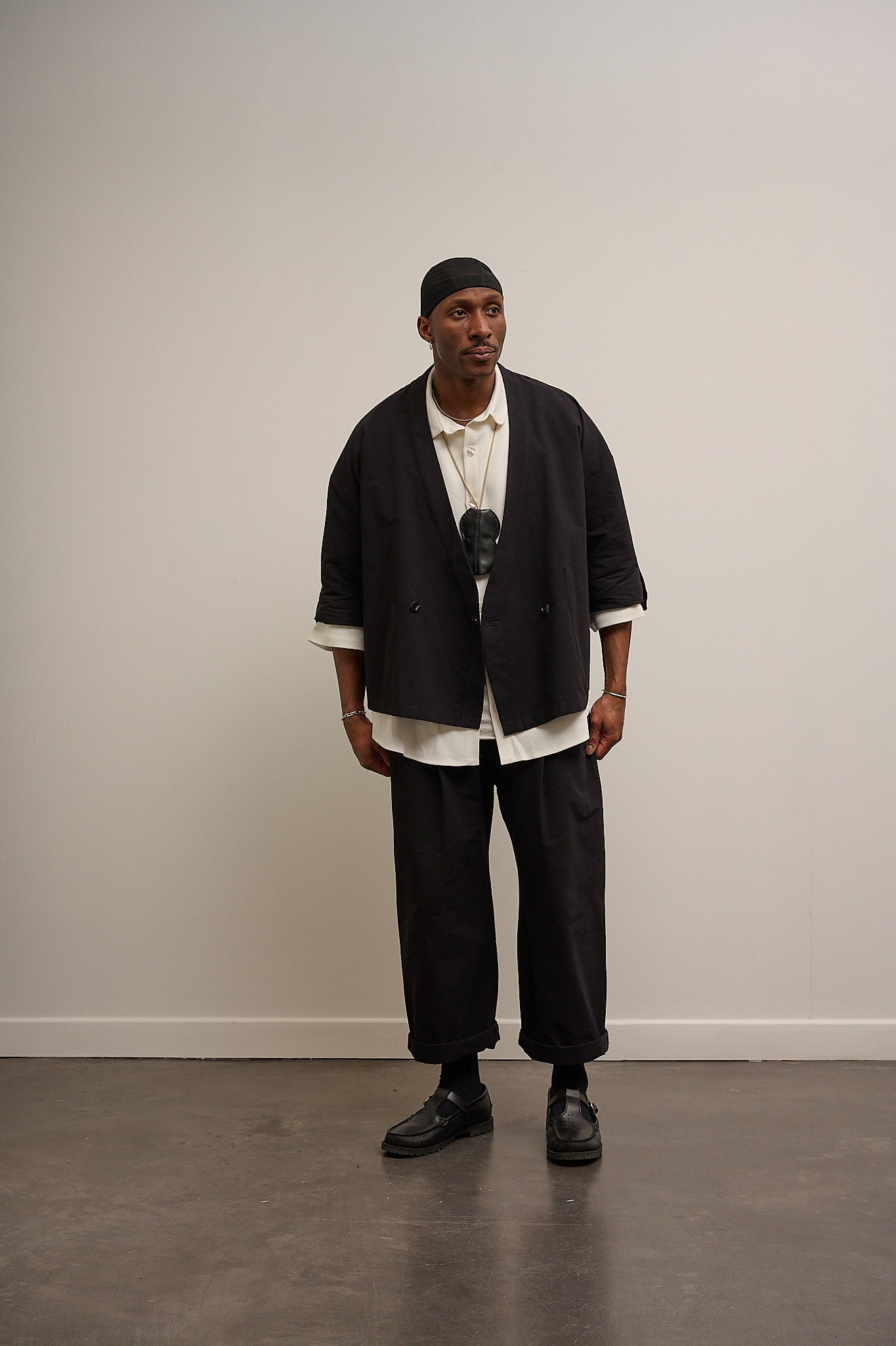 Black straight washi pants