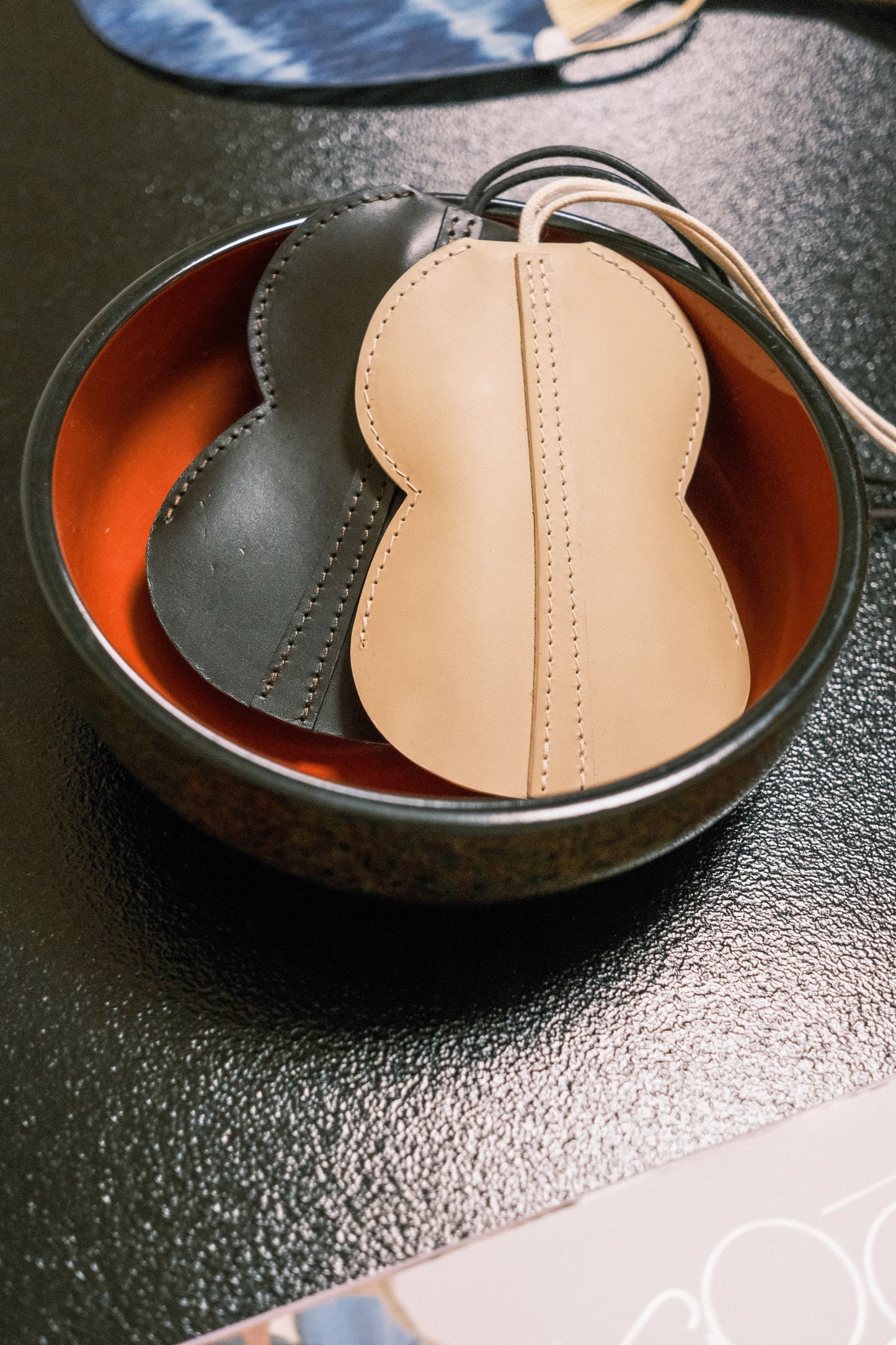 Hyotan tour de cou beige