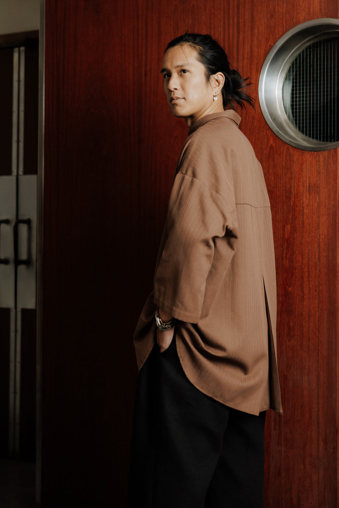Brown rounded herringbone shirt