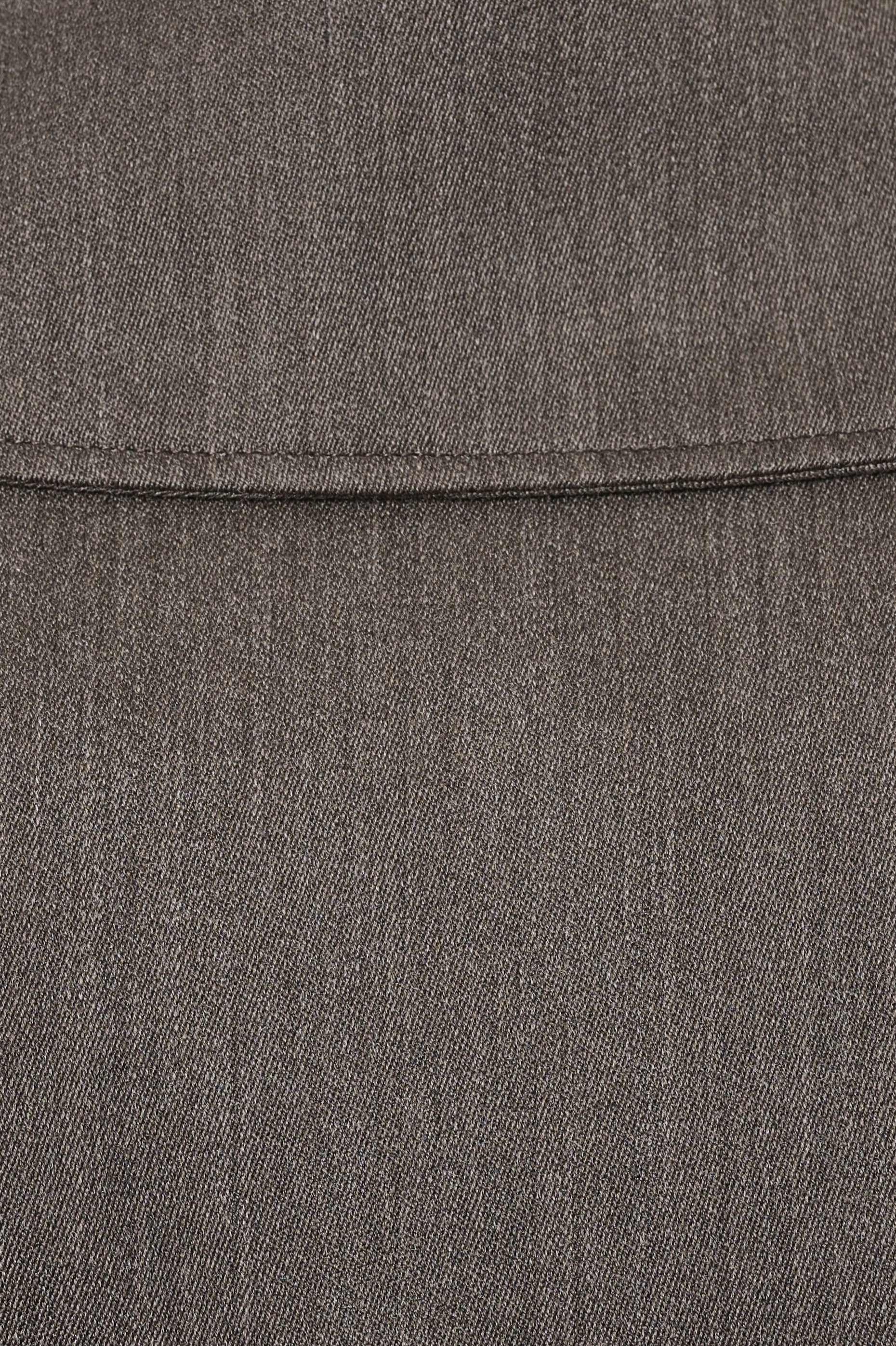 Tissu en laine froide marron chiné utilisé pour nos modèles de la collection printemps-été-2026. Vue zoomée.
