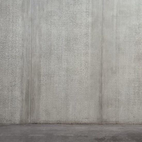 Veste oversize Aïdama, modèle Gunbai en laine froide vert chiné. Portée fermée par un mannequin homme et vue en mouvement à 360°.